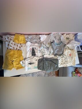 Baby boy 0-3 month clothing bundle, Winnie the Pooh outfit, receiving blanket